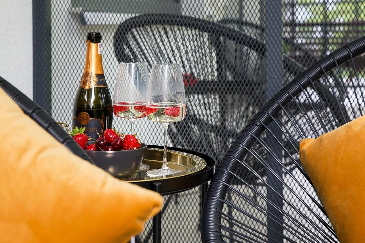 W&K Apartments - Desire Suite - Faktura Vat, Parking Koszalin Zewnętrze zdjęcie